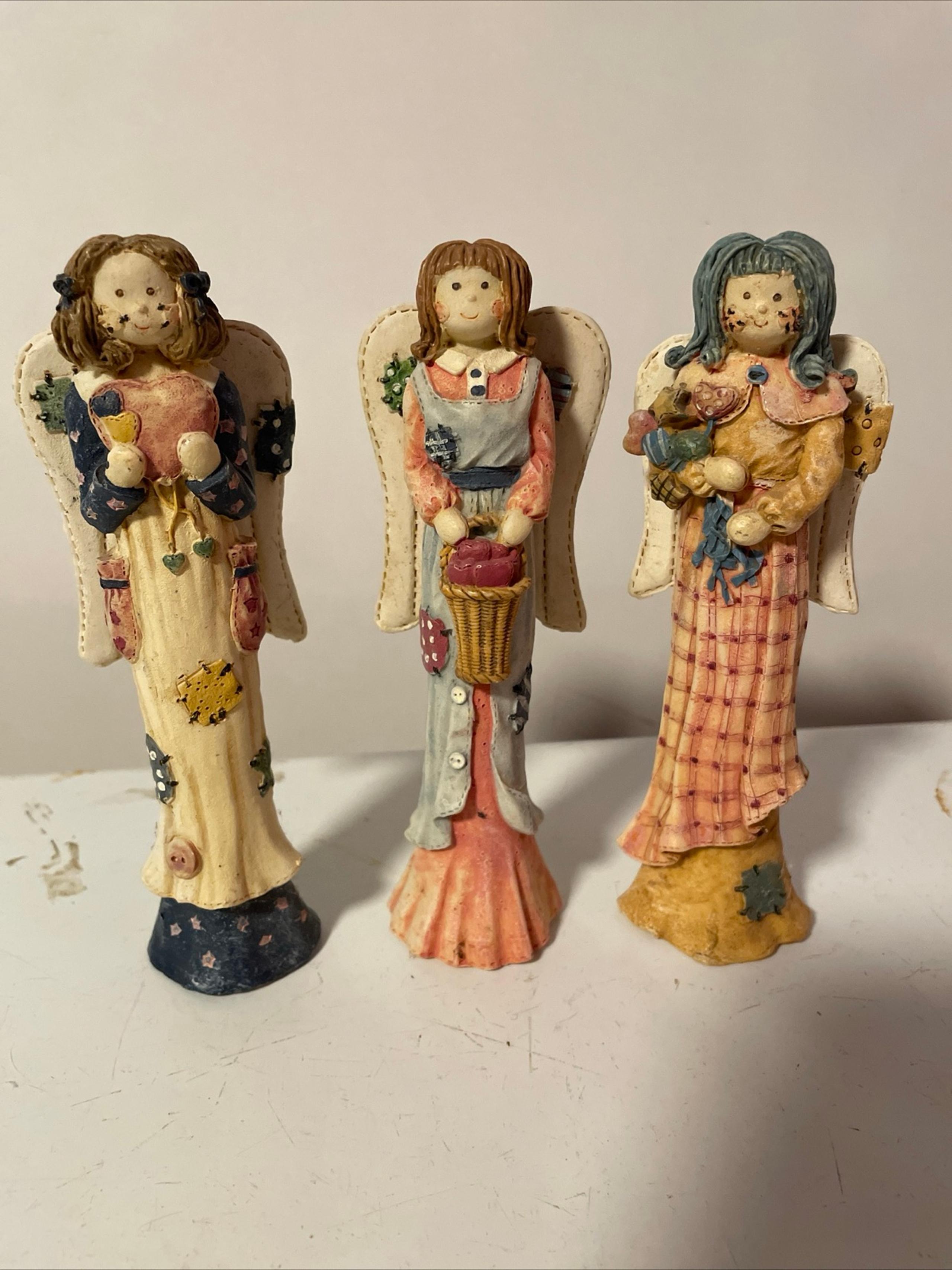 Ganz Angel figurines