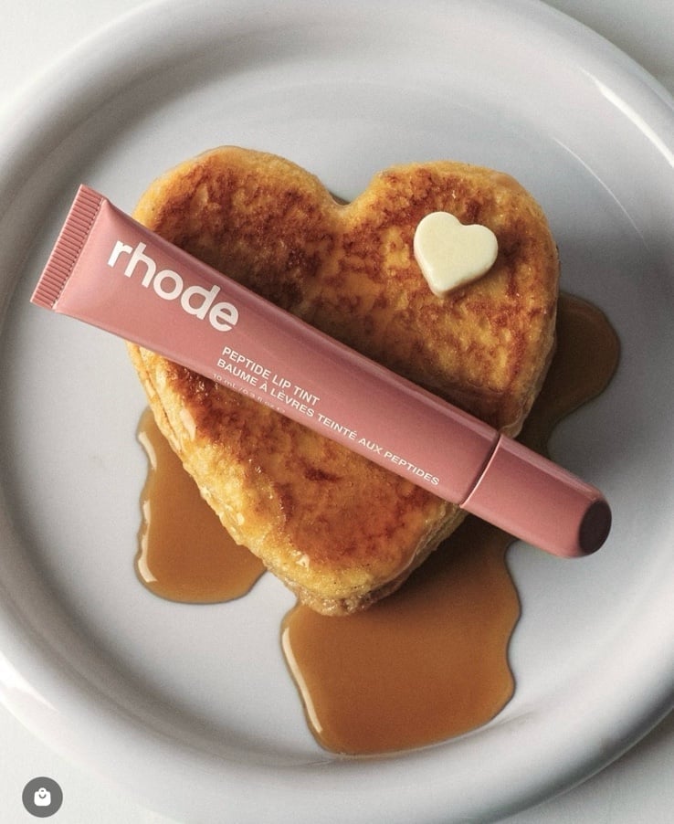 Peptide Lip Treatment In Toast