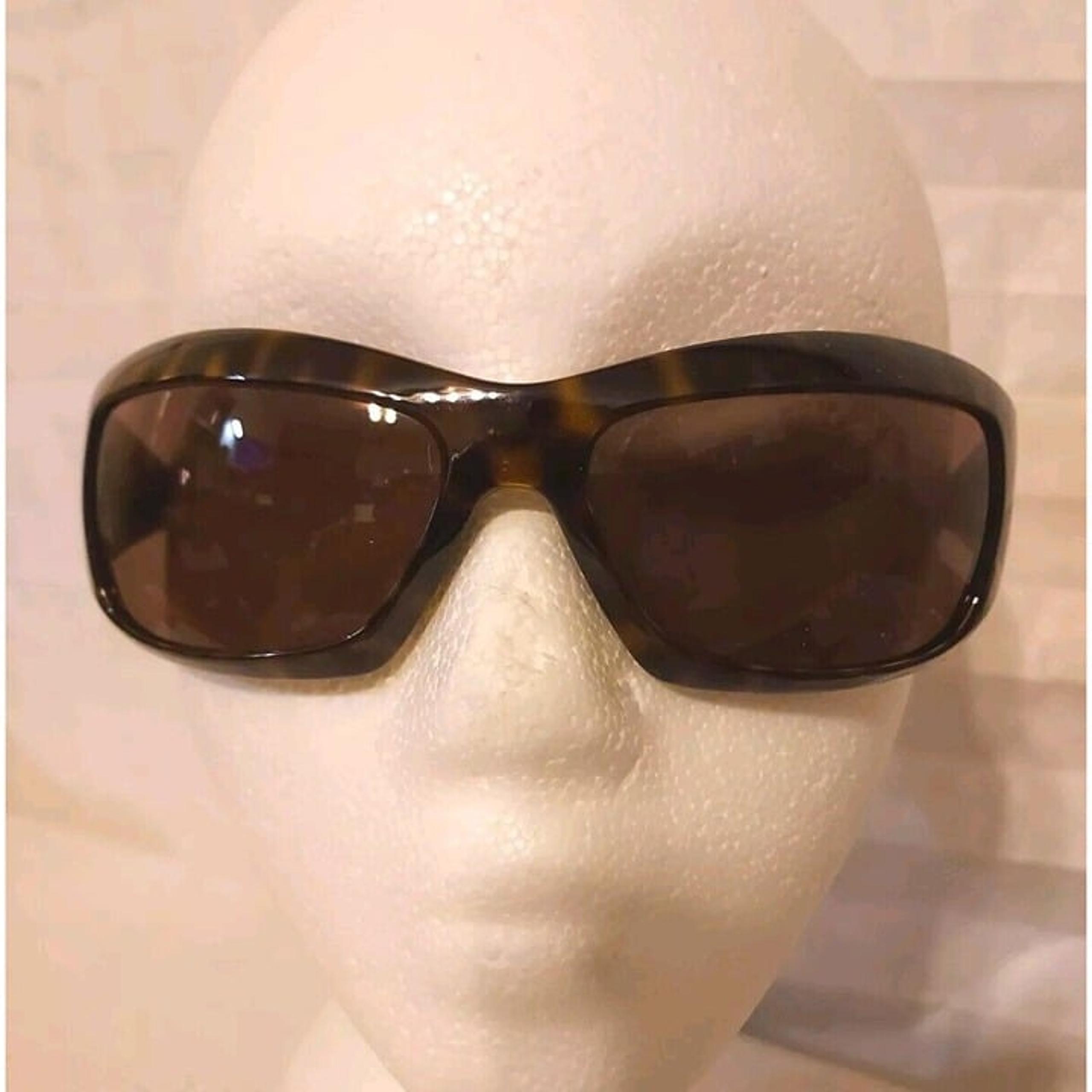 DKNY DY4045 Thick Tortoise Brown Oval UV Protection Sunglasses 62-17-120 W/ Case