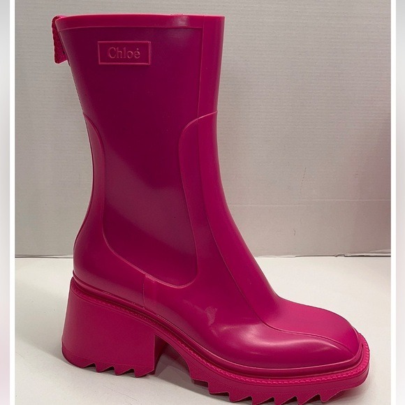 Chloe Betty Pink Rain Boots sz 40EU/ 9.5