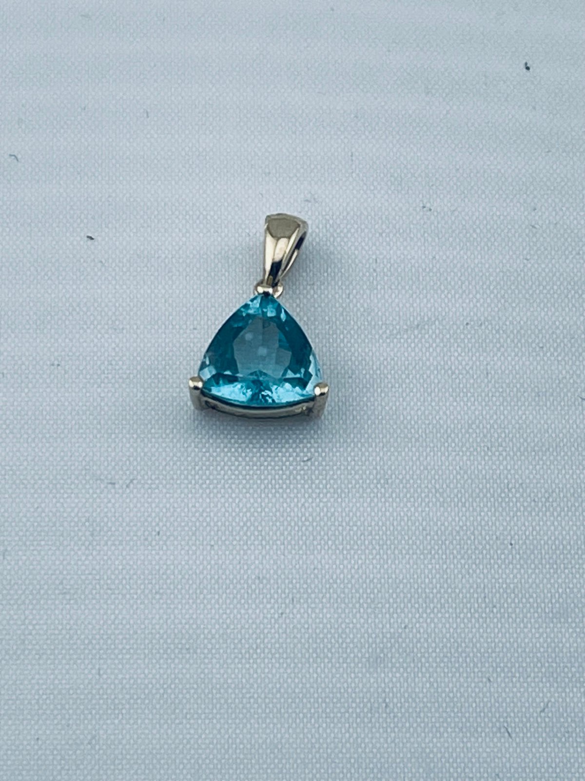 Vintage 1 carat trillion cut Topaz pendant 14 karat yellow gold