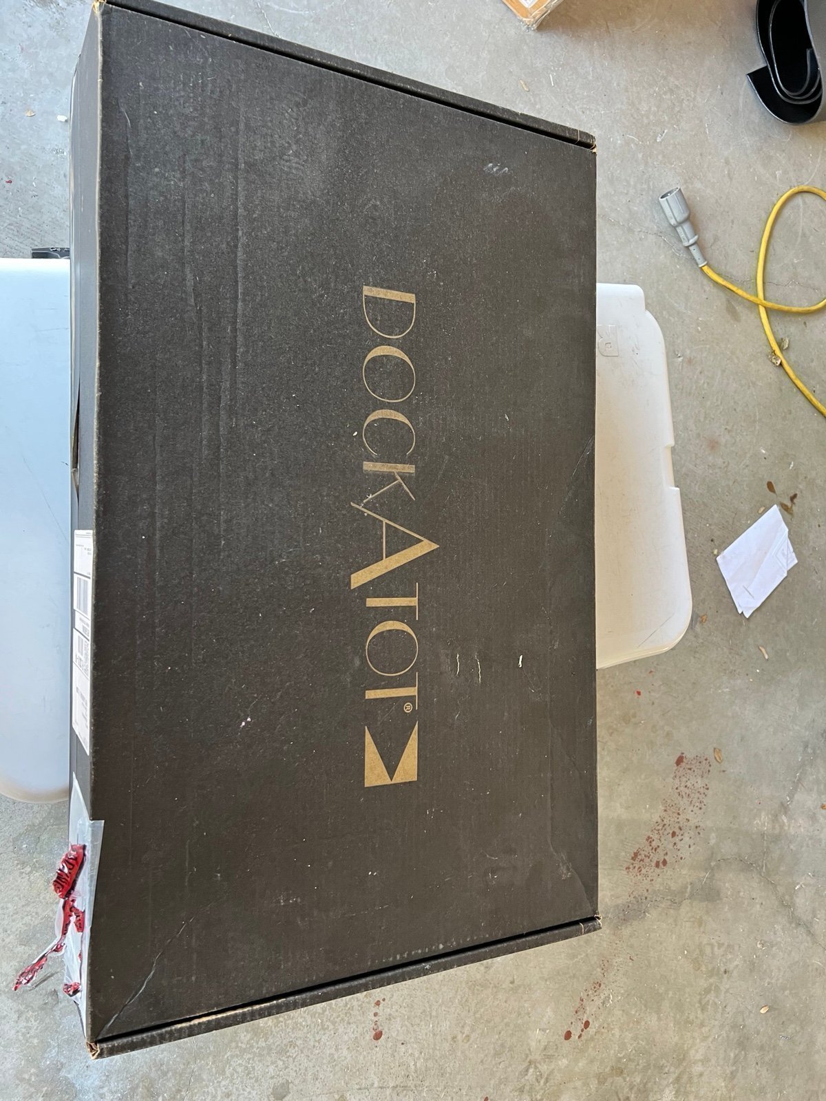 HALF NEW/ HALF USED DockATot deluxe plus 4 covers BUNDLE