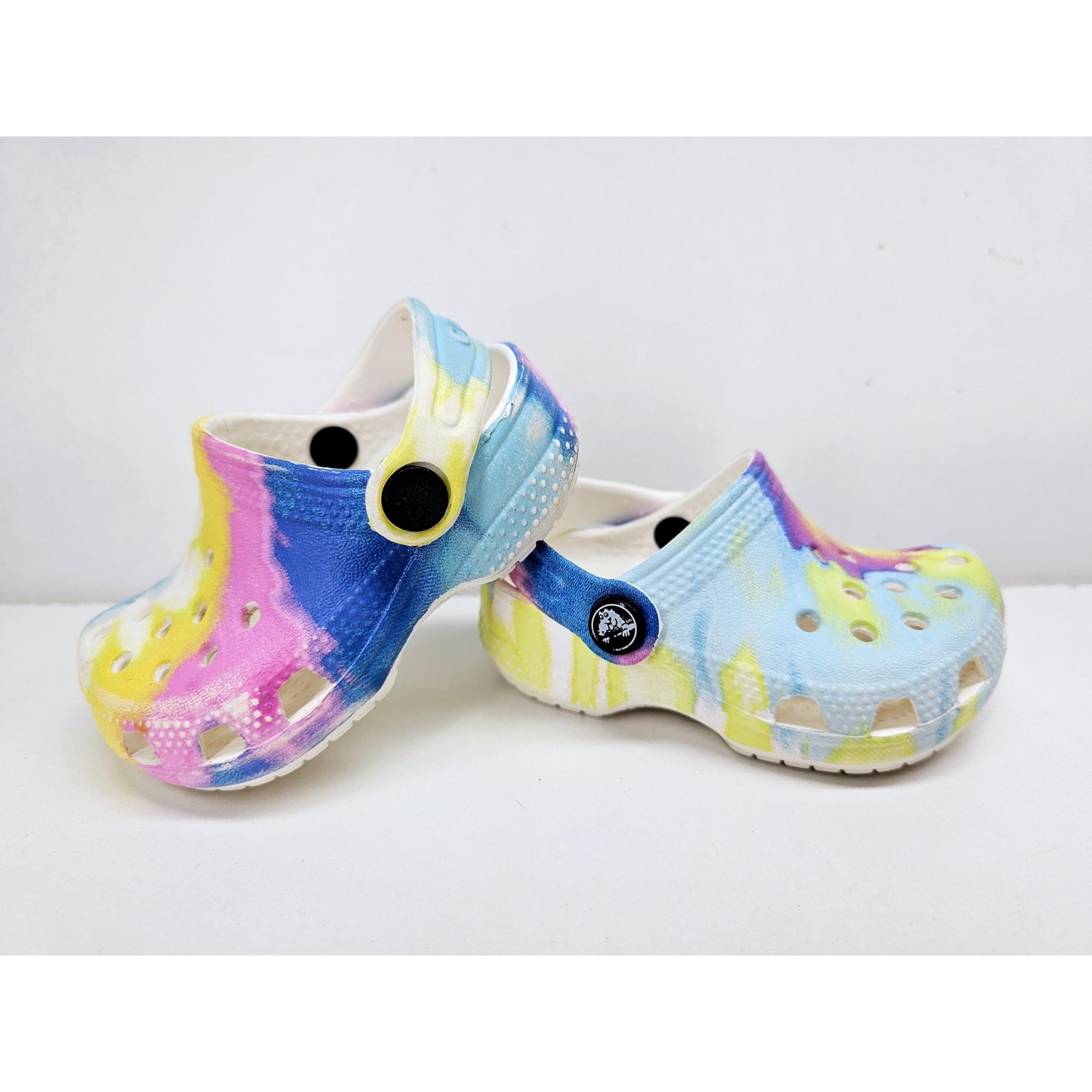 Crocs Toddler 2 Comfy footwear