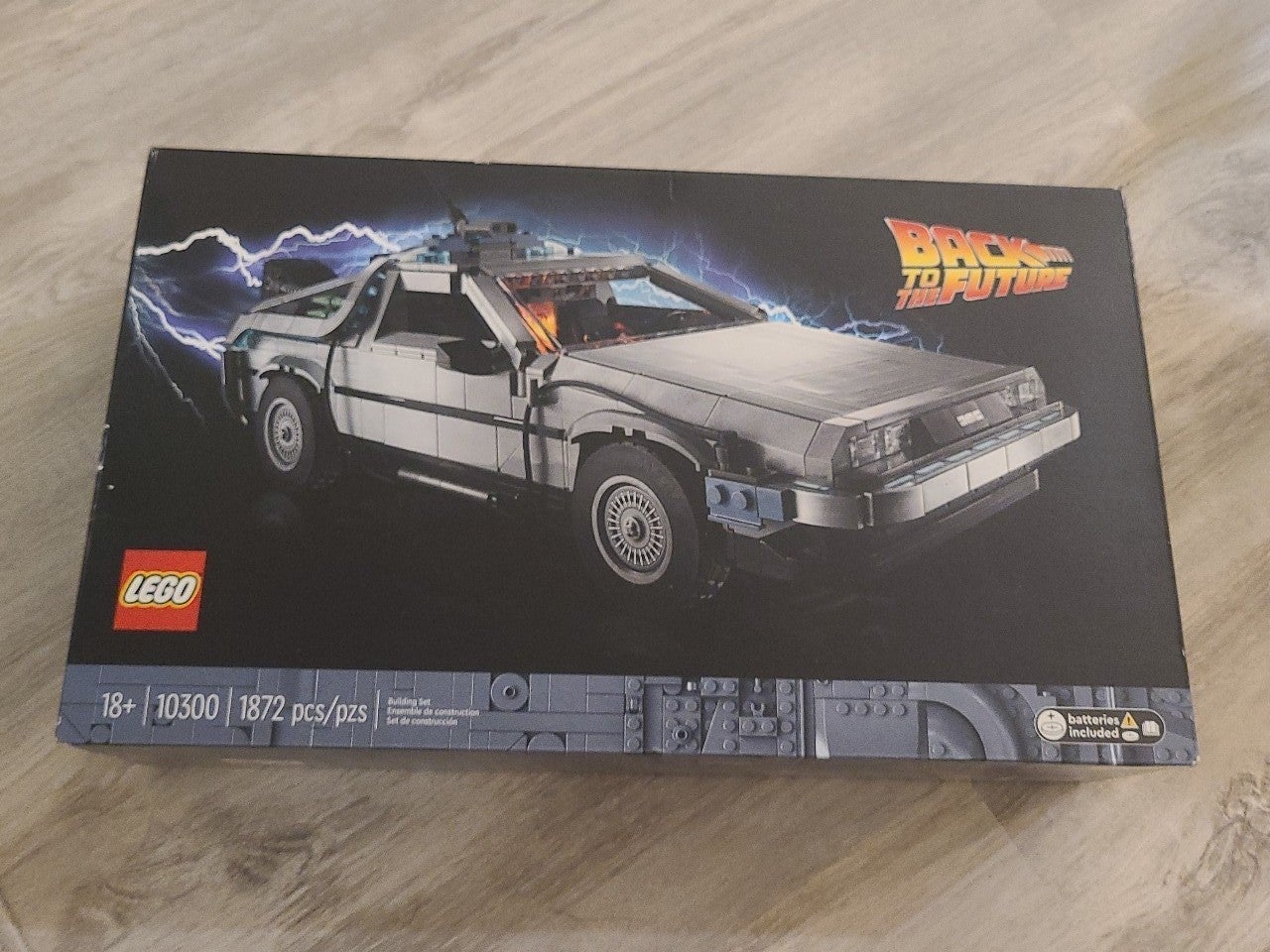 LEGO Creator Expert Back to the future time machine 10300