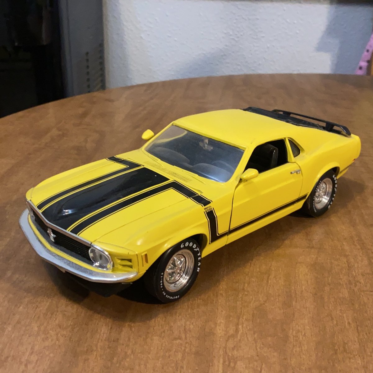 ERTL 1/18 Scale 1970 MUSTANG BOSS 302