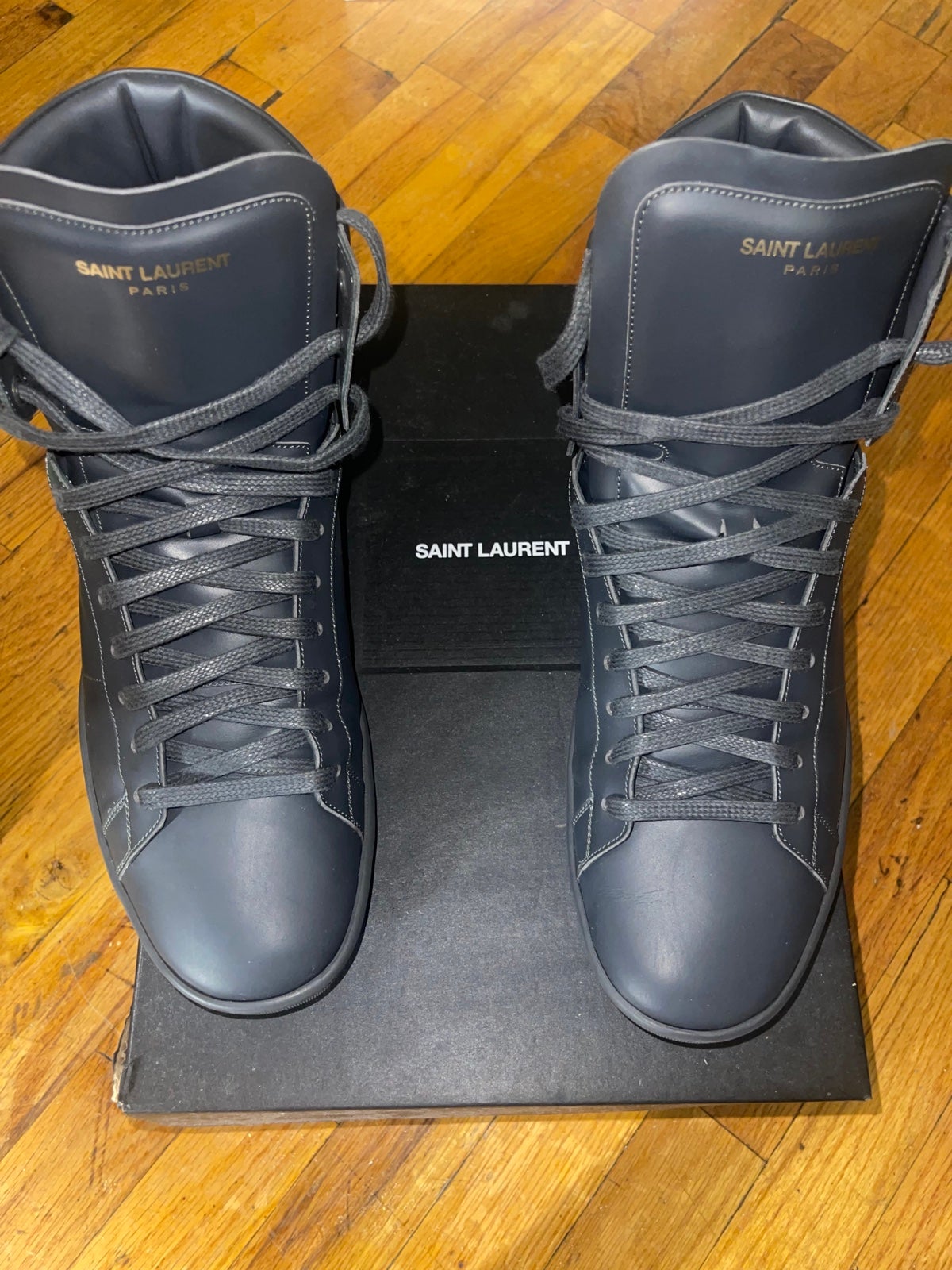 Saint Laurent