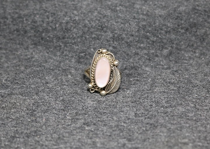 vintage handmade 925 sterling silver MOP native Ring