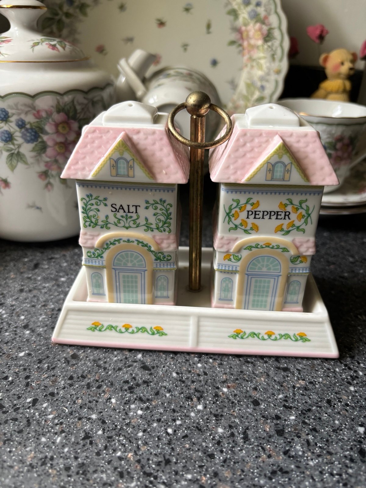 Lenox spice village salt and pepper shakers with stand