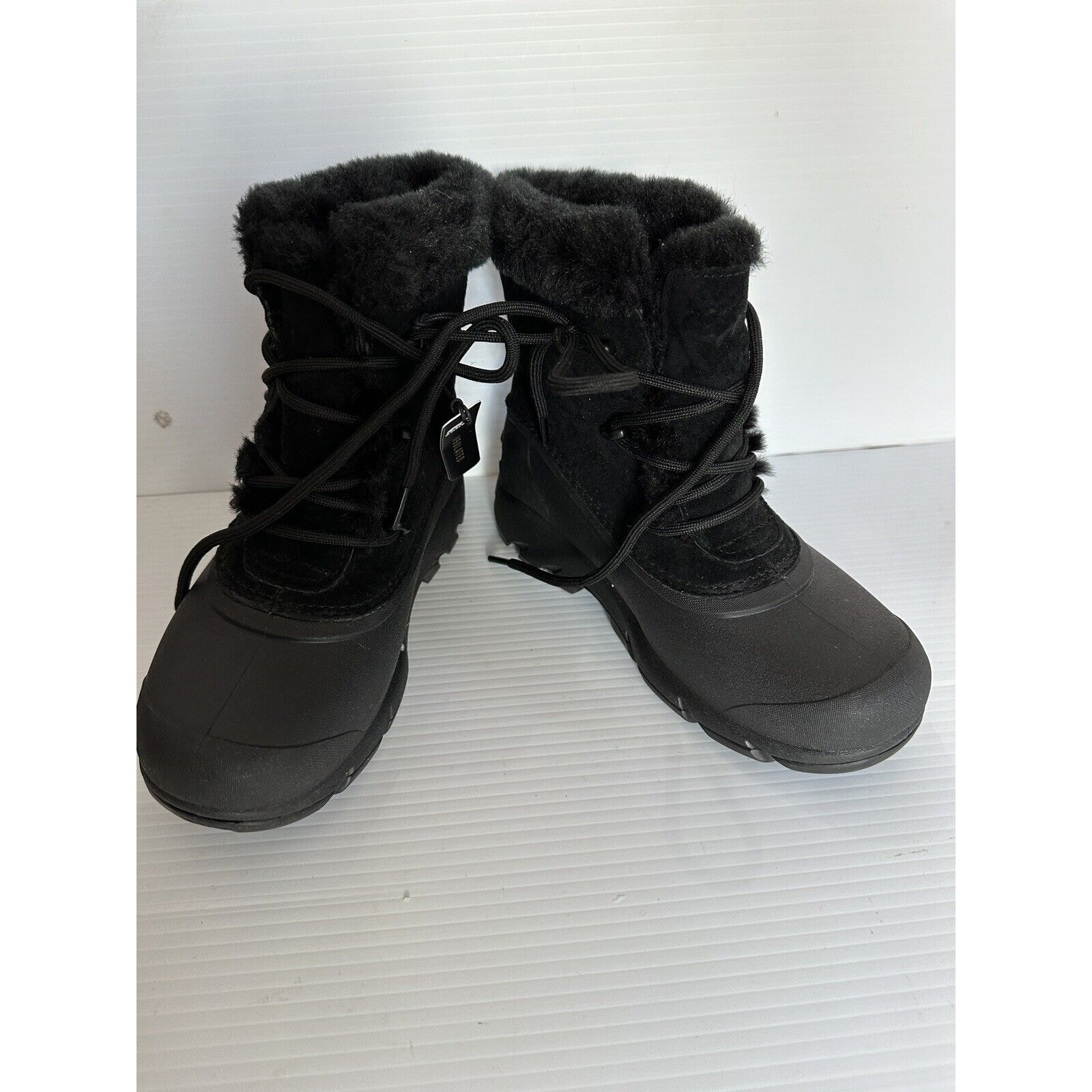 Sorel Snow Angel Lace Boots Black Size 5 Thinsulate Insulation