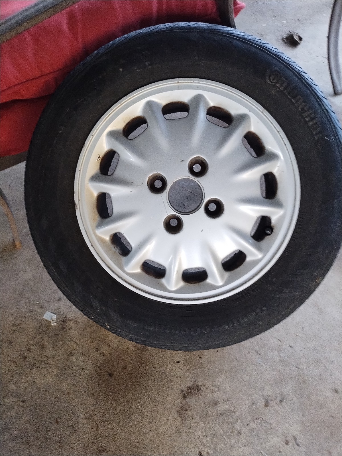1996 Honda Accord Rim with Tire