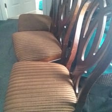 I'm selling this 5 chairs 150.00