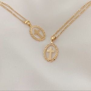 Cross Necklace | 18k Gold Filled p8067