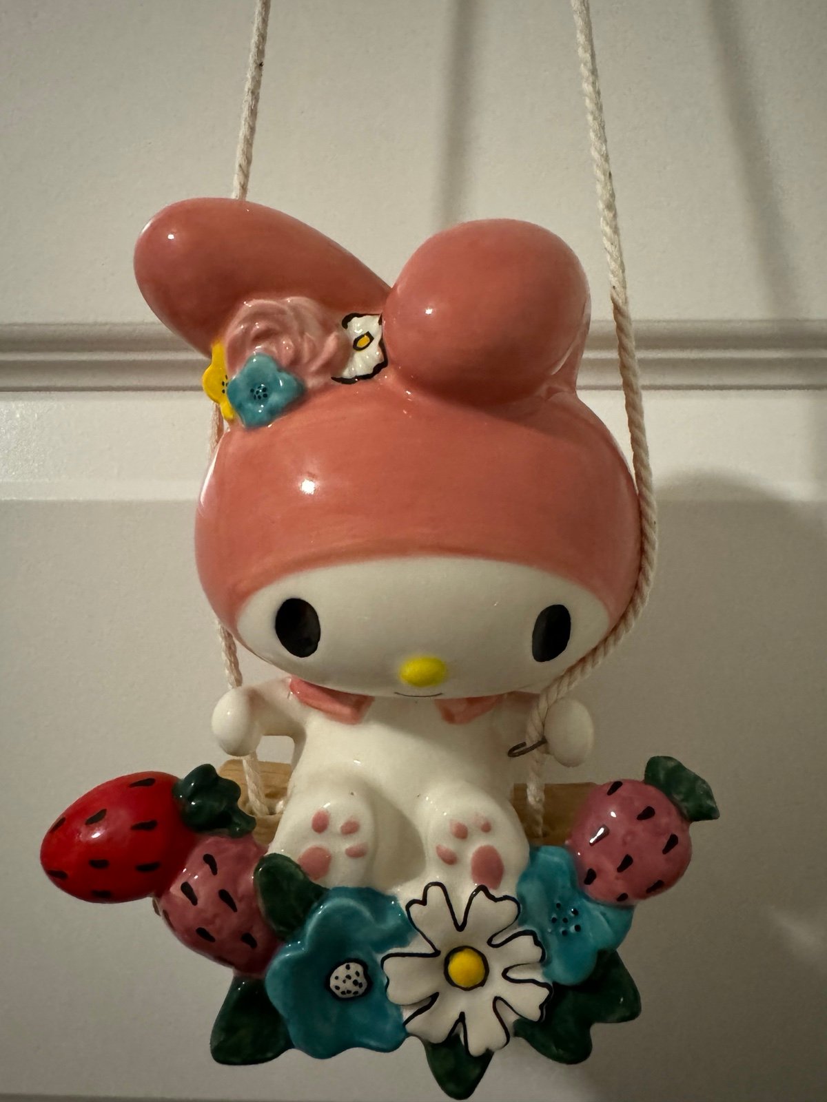 My melody and cinnamoroll on swing