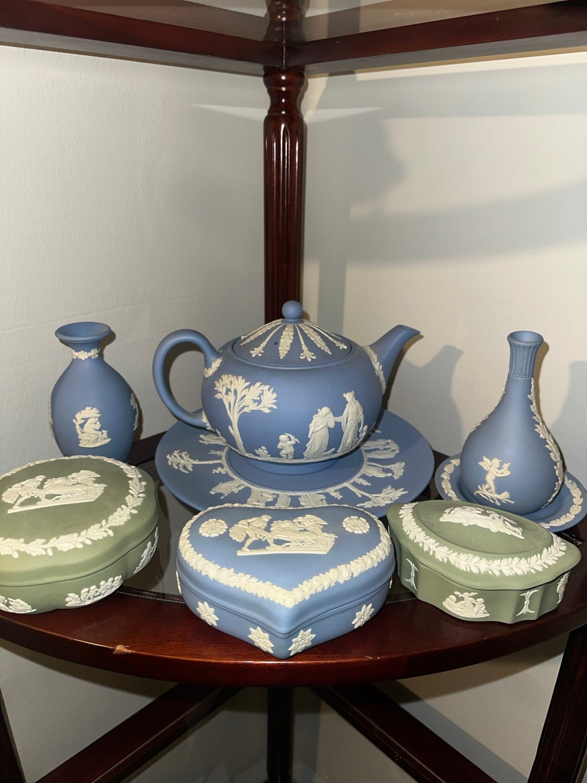 7 pc Vintage Wedgewood Blue and Green Jasperware lot
