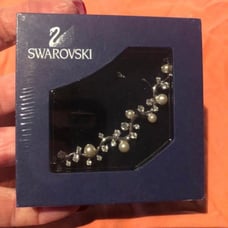 Swarovski Crystal and pearl necklace NEW!