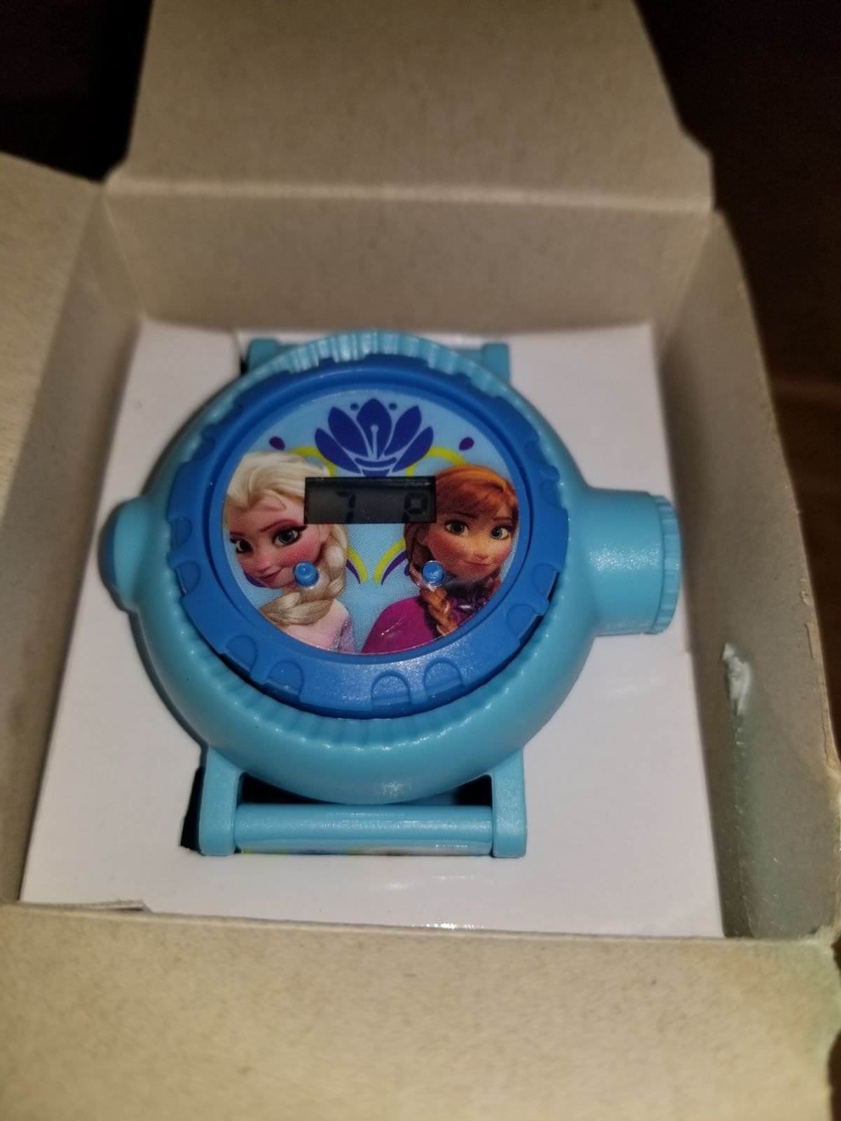 Avon Frozen Projection Watch