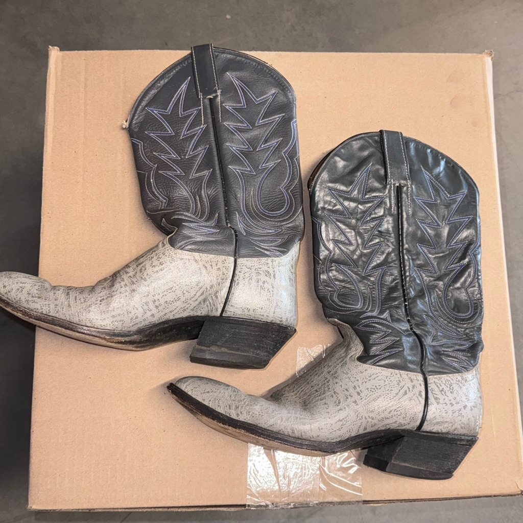 Cowtown Cowboy Boots Gray and Black Leather Men's Size 11