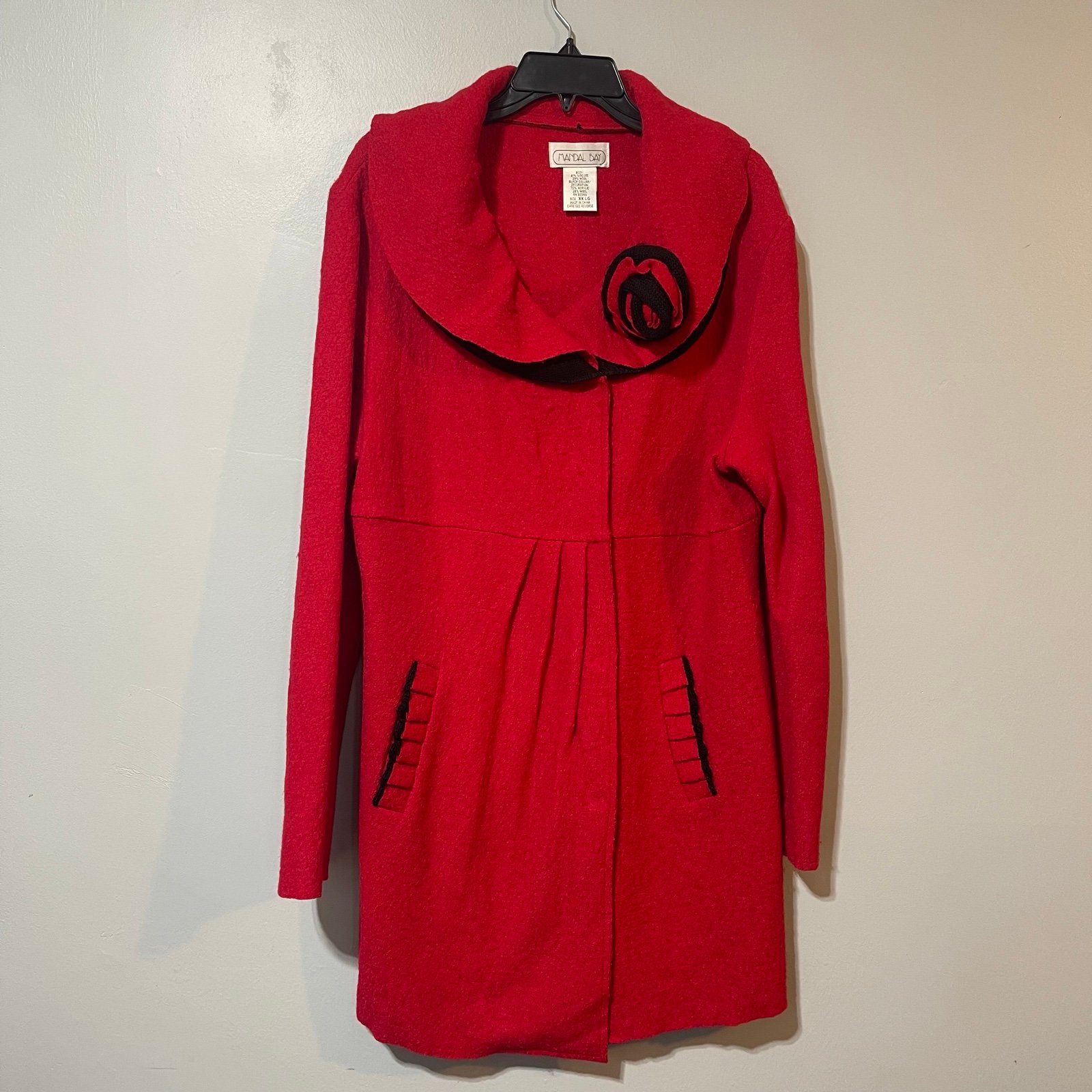 Vintage Mandal Bay wool blend Coat XXL pleated shawl collar pockets Flower Front