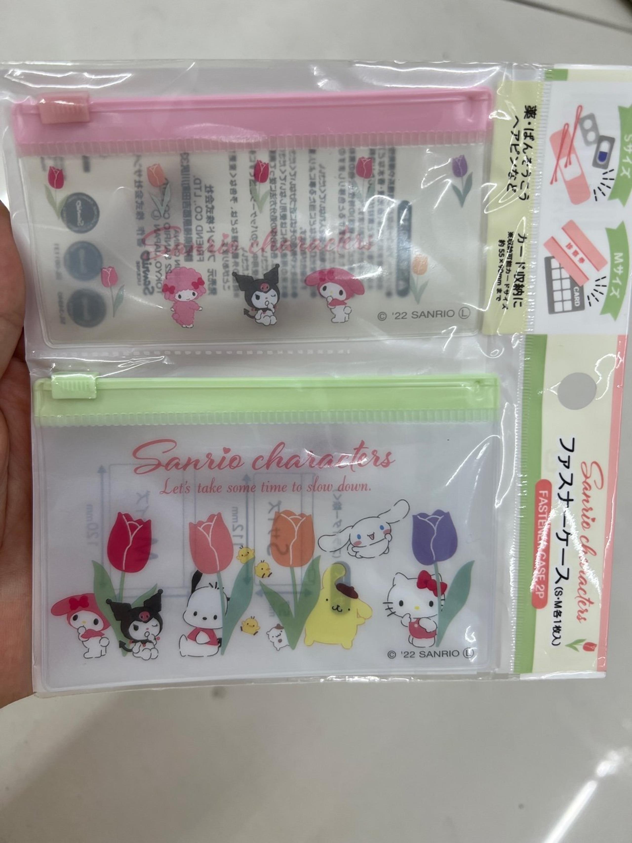 NEW 2 piece hello kitty Pochacco cinnamaroll zip pouch set