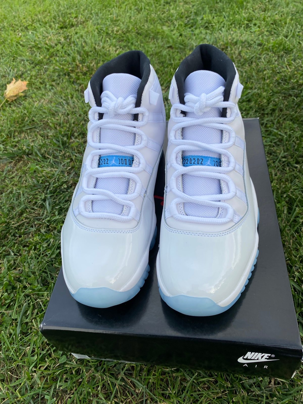 Size 13 air Jordan 11 Columbia