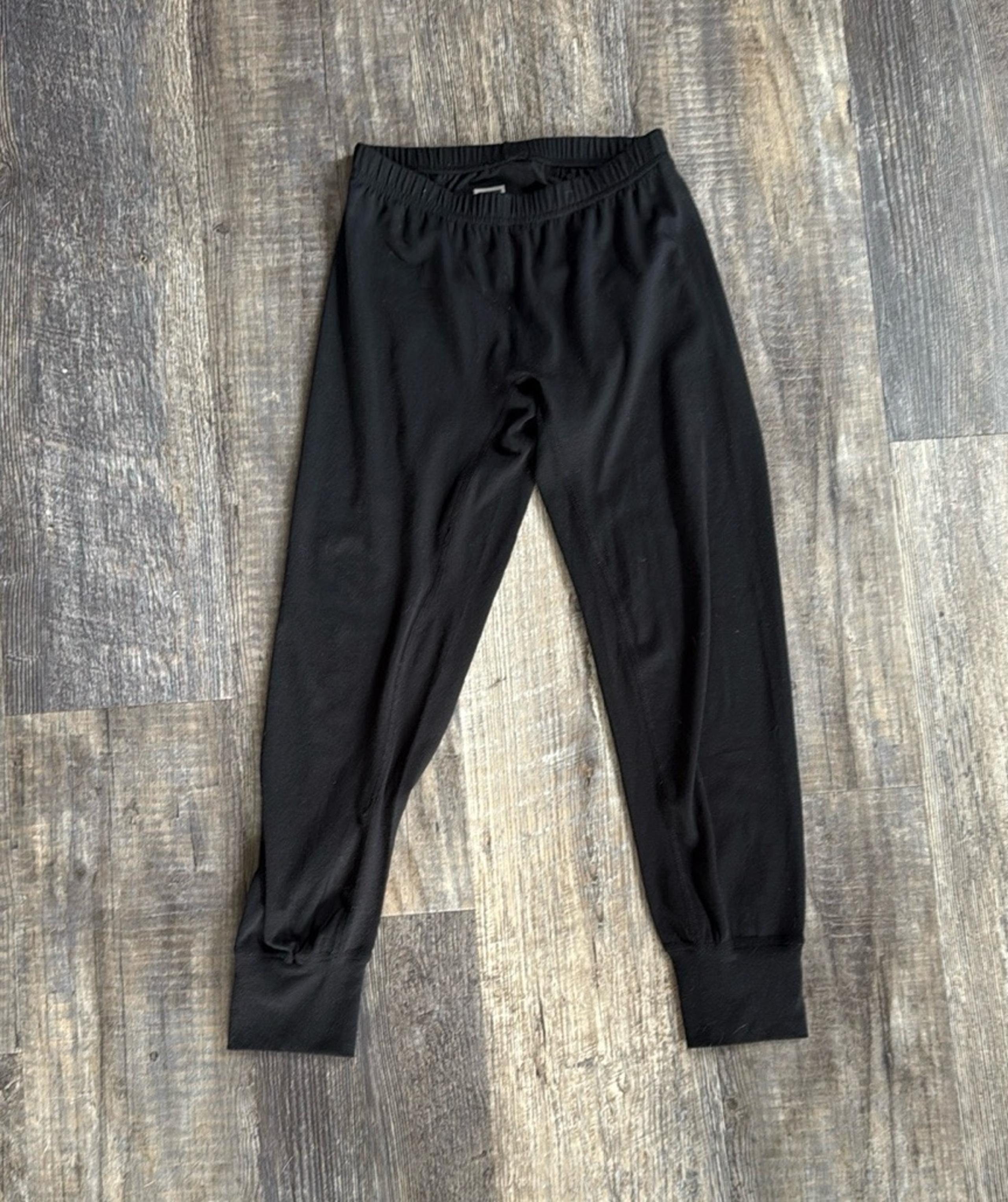 REI kids small base layer pants