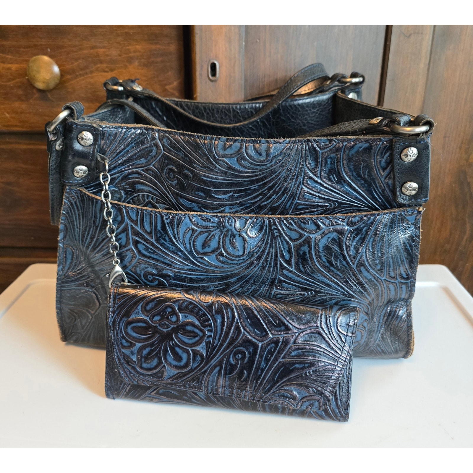Patricia Nash blue tooled leather shoulder bag purse and wallet