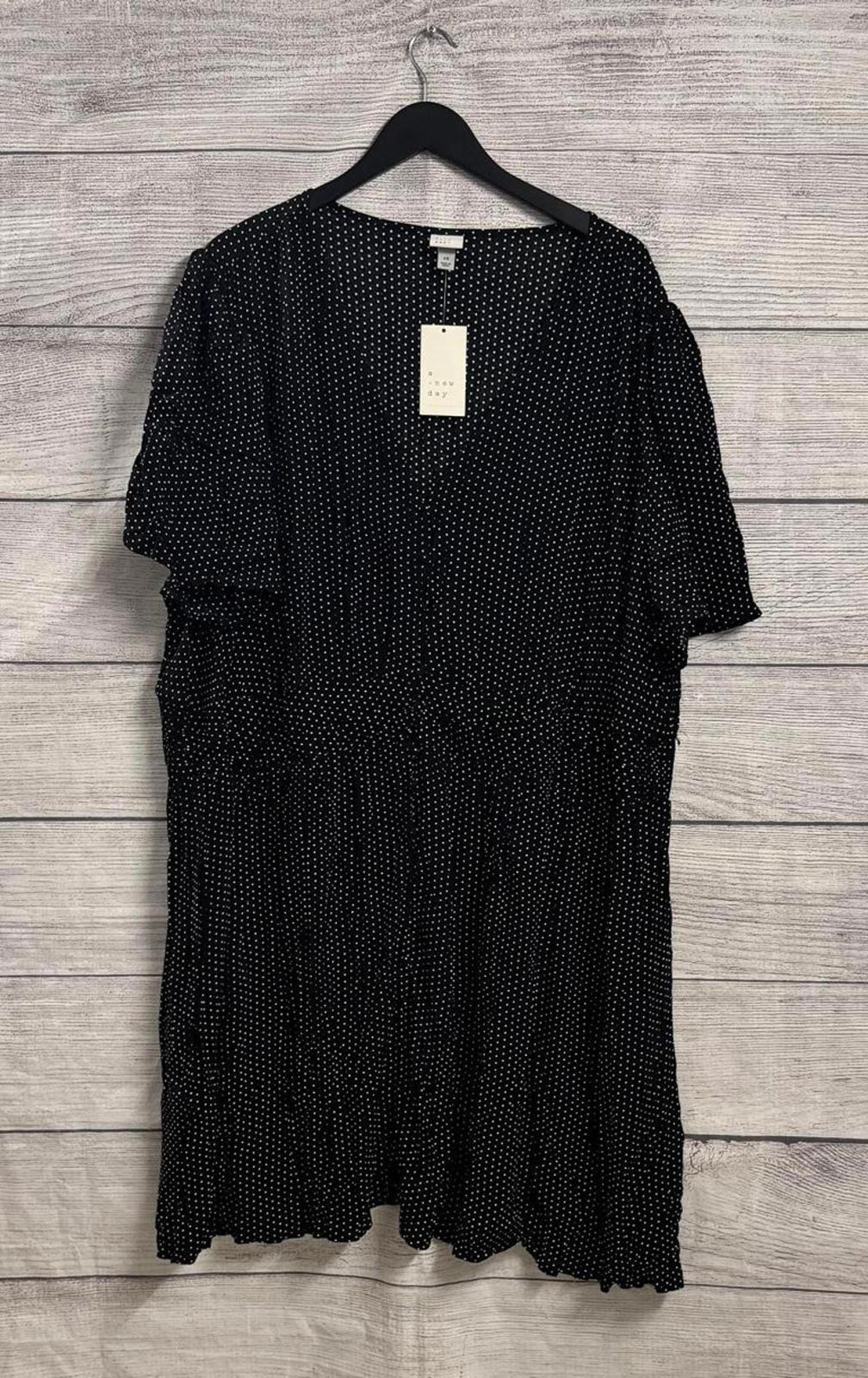 A New Day Black White Polka Dot Button Knee Length Women Size 4X