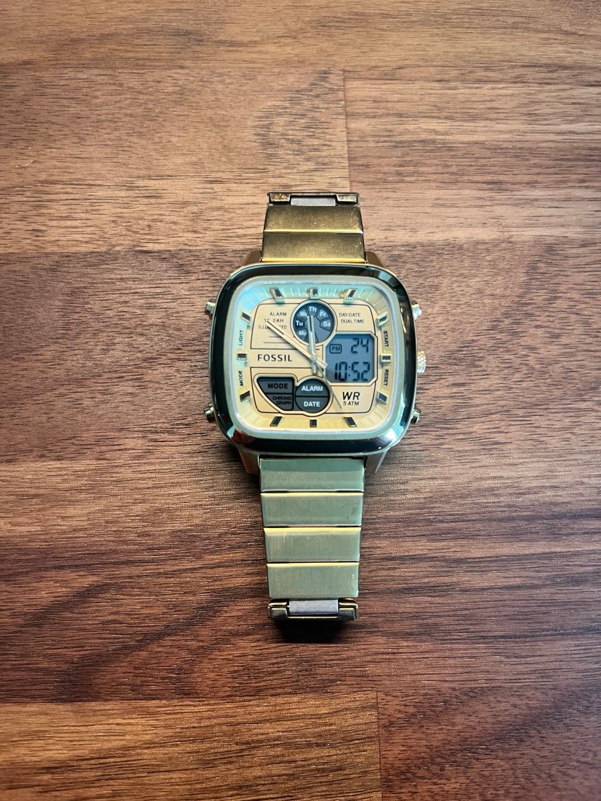 Fossil Retro Analog