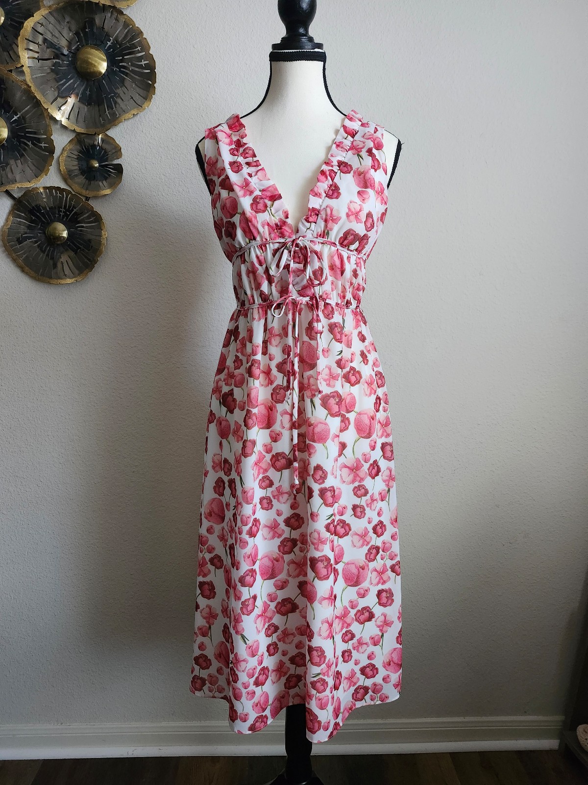 Sipos Strawberry Floral Dress Size Small