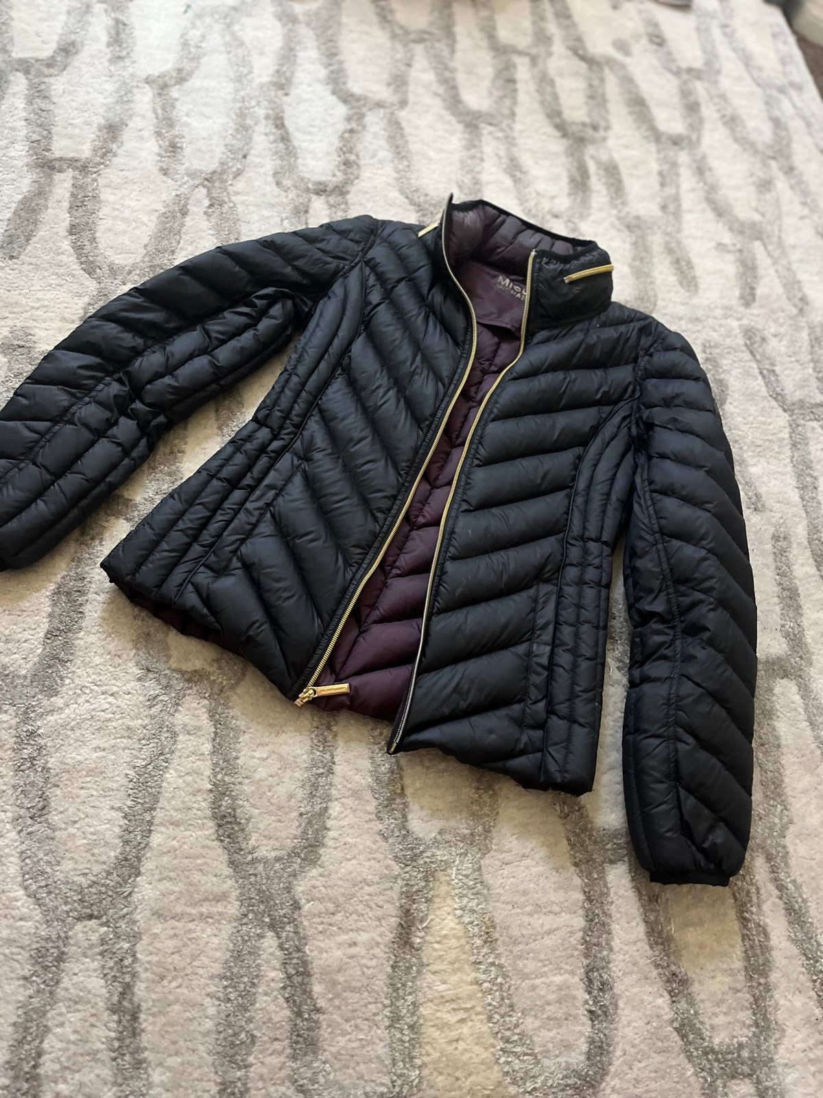 Michael Kors Chevron Quilted Down Puffer Jacket w/ Hood Gold Zipper Black XS