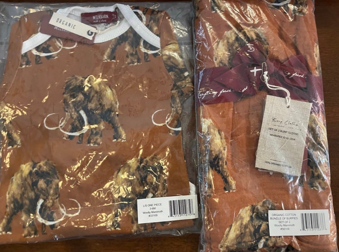 NWT Milkbarn organic woolly mammoth bodysuit & burp cloths 3-6 mo