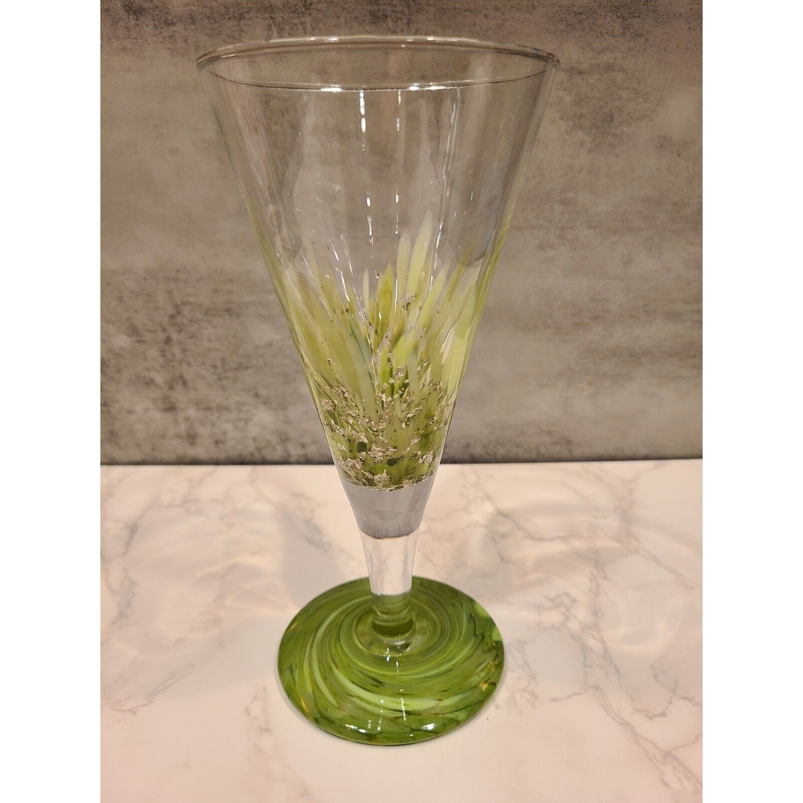 Julia Knight CONFETTI Italy Handblown Greens& Glitter Wine Glass 8½ Signed EUC