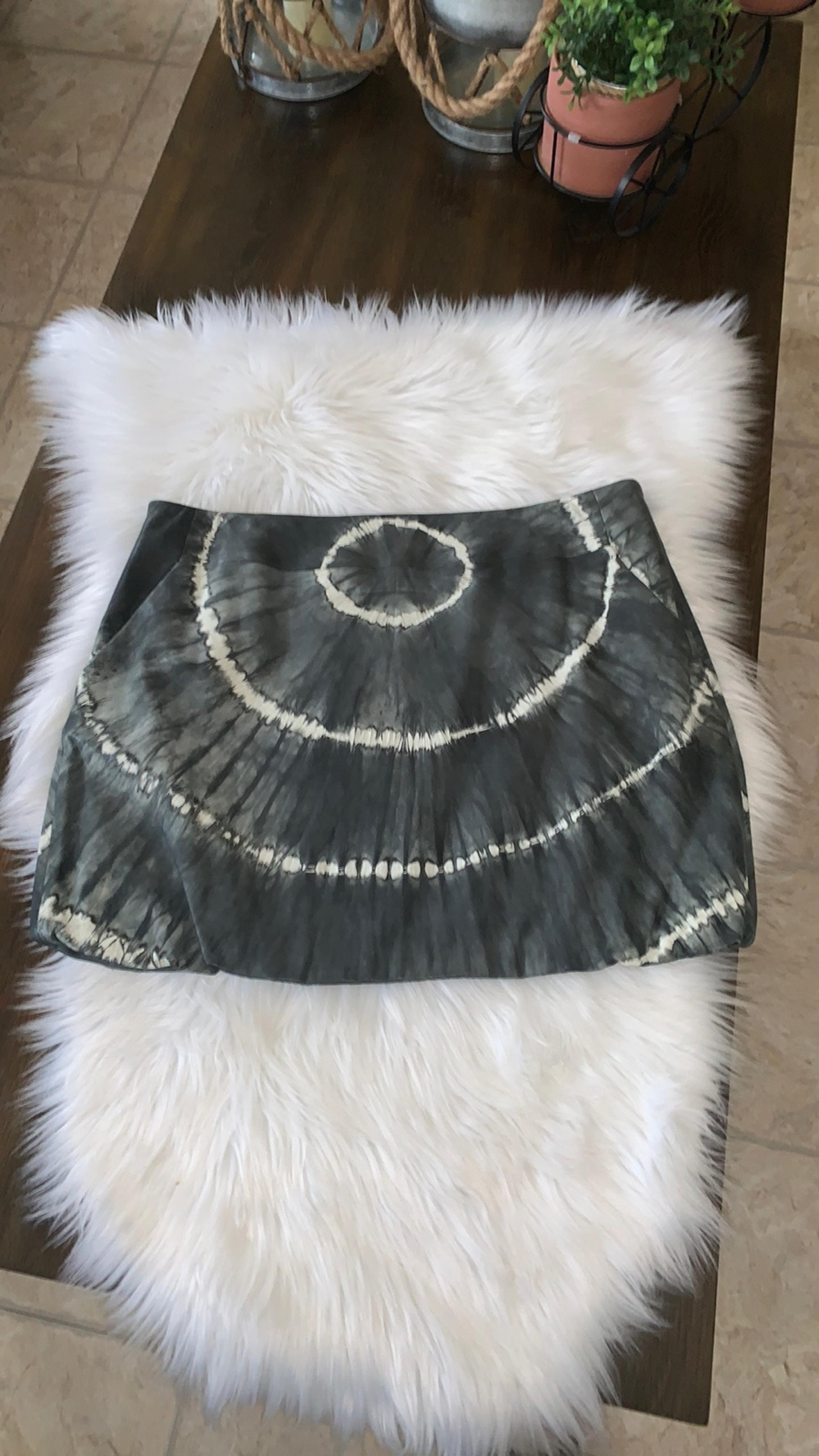 Tory Burch Florence Tie Dye Leather mini skirt size 12