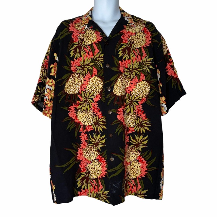 Hilo Hattie Bright Colorful Black Pink Floral Hawaiian Made in the USA Shirt L