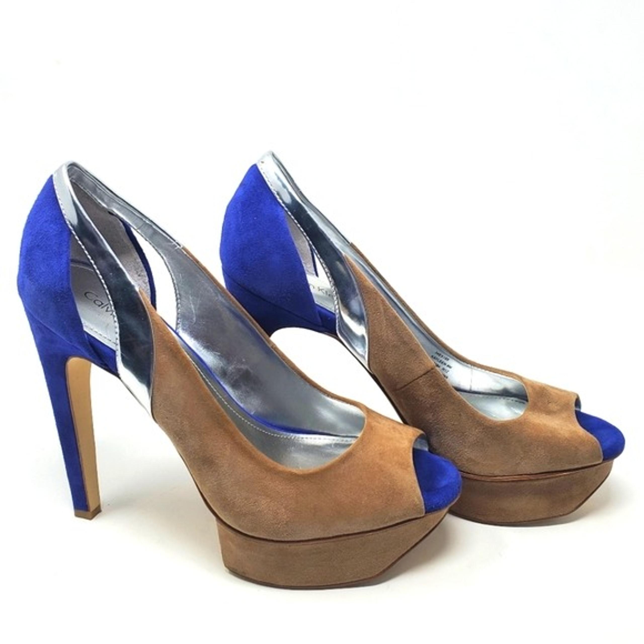 Calvin Klein Blue and Tan Suede Peep Toe Pumps size 8