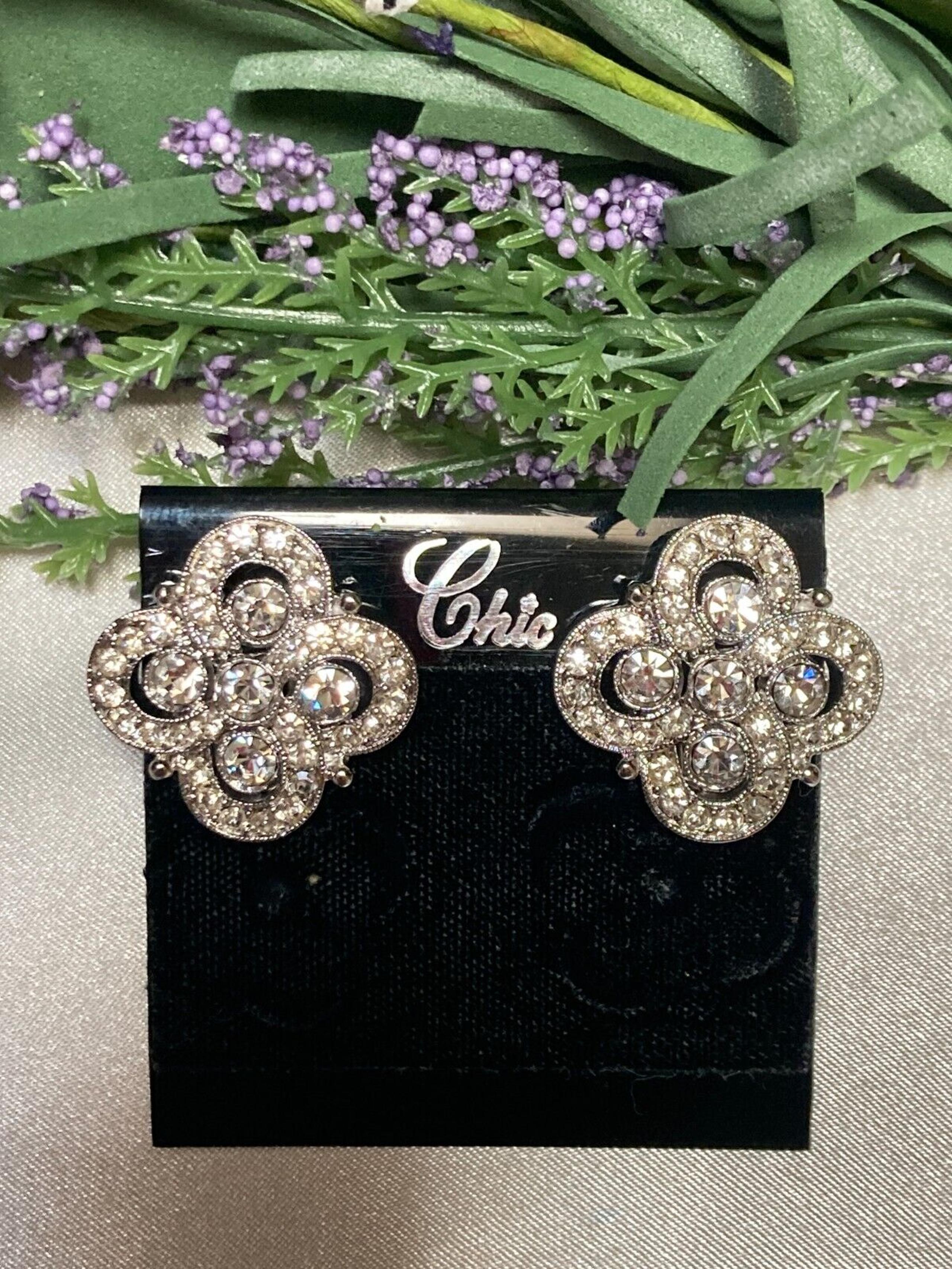 Gorgeous Pair Chic Accessories Crystal Rhinestone Vintage Clip-On Earring