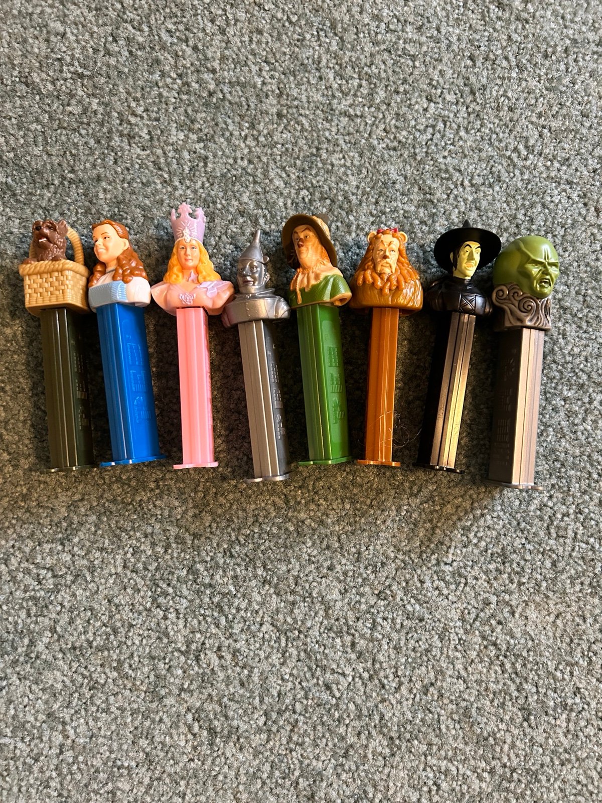 Wizard Of Oz full collection apex dispenser opened
