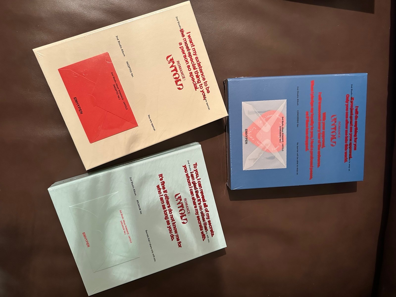 enhypen romance untold unopened album ( mint 2 copies)