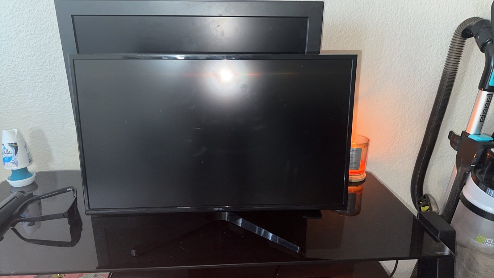 24” onn moniter