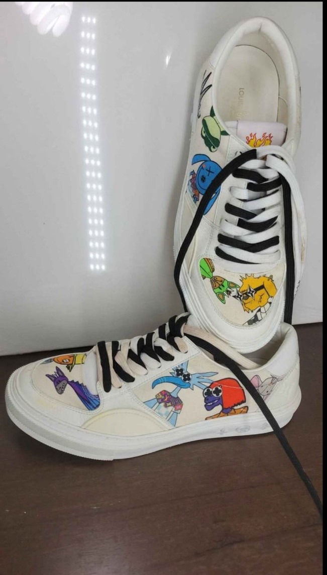 AUTHENTIC : Louis Vuitton Ollie cloth low trainers men size 7.5