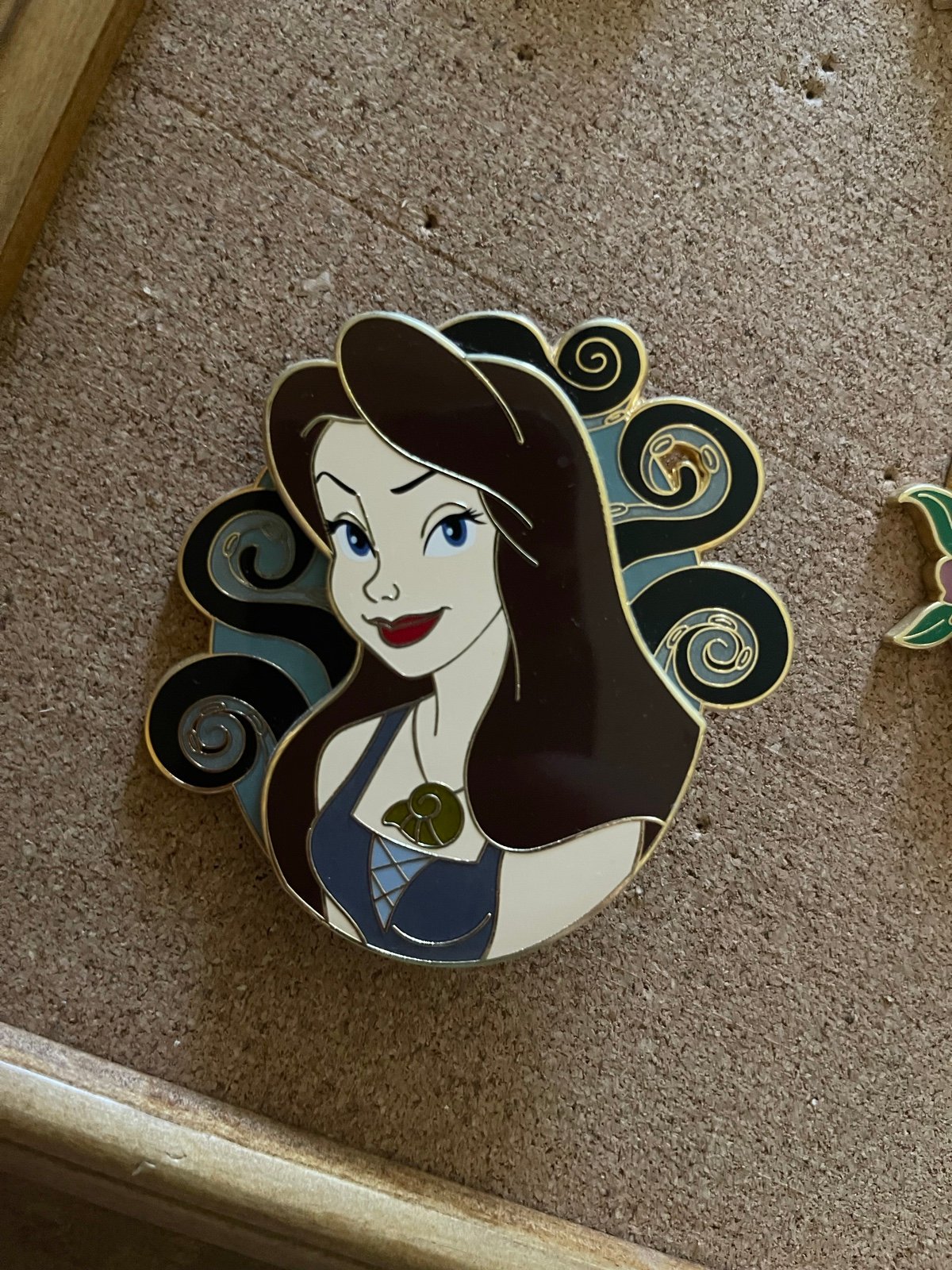 Vanessa/Ursula pop fantasy pin