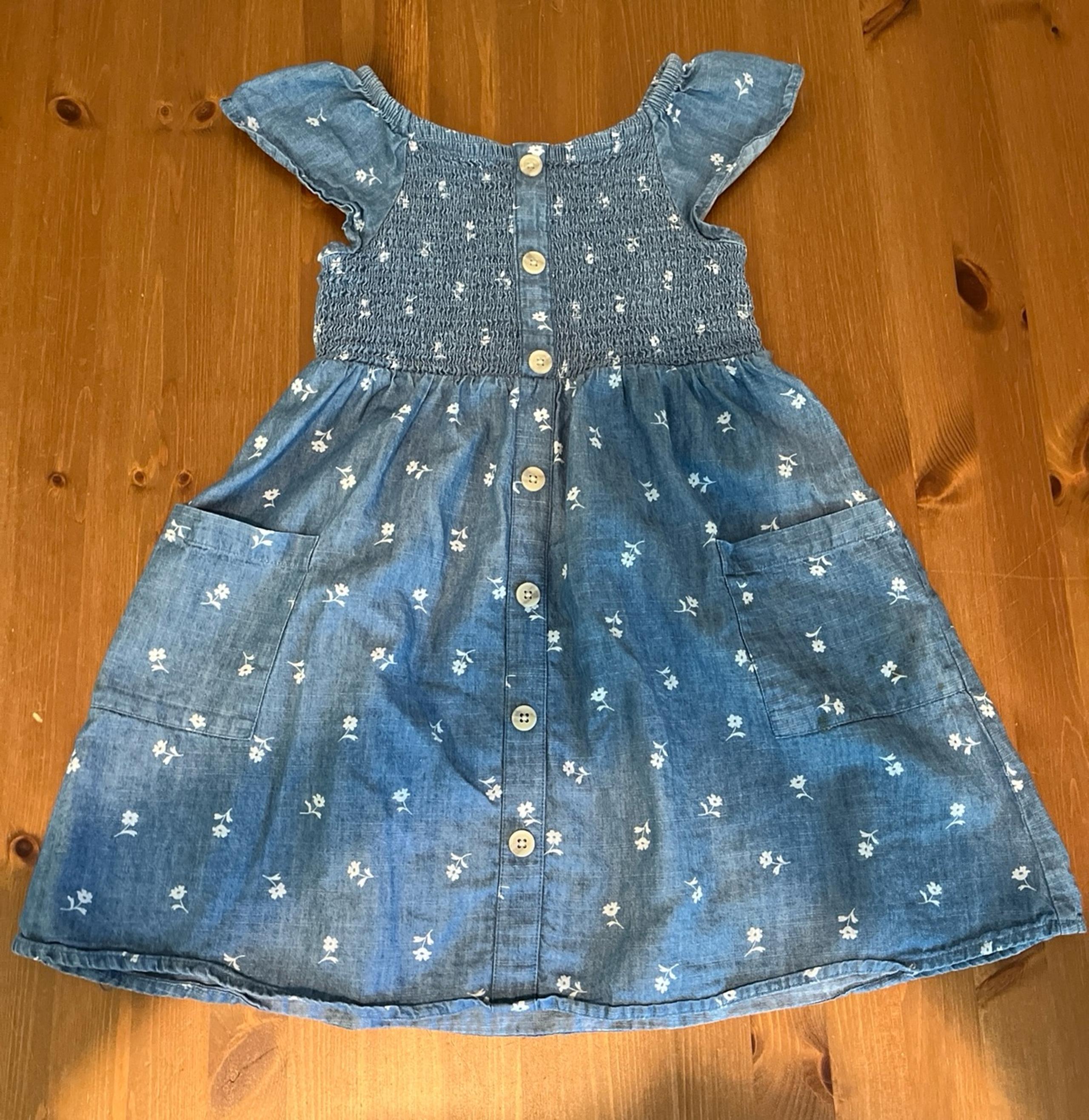 Cat & Jack denim flowered smocked dress size 6/7