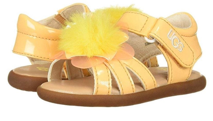New Ugg toddler flower sandal size 6