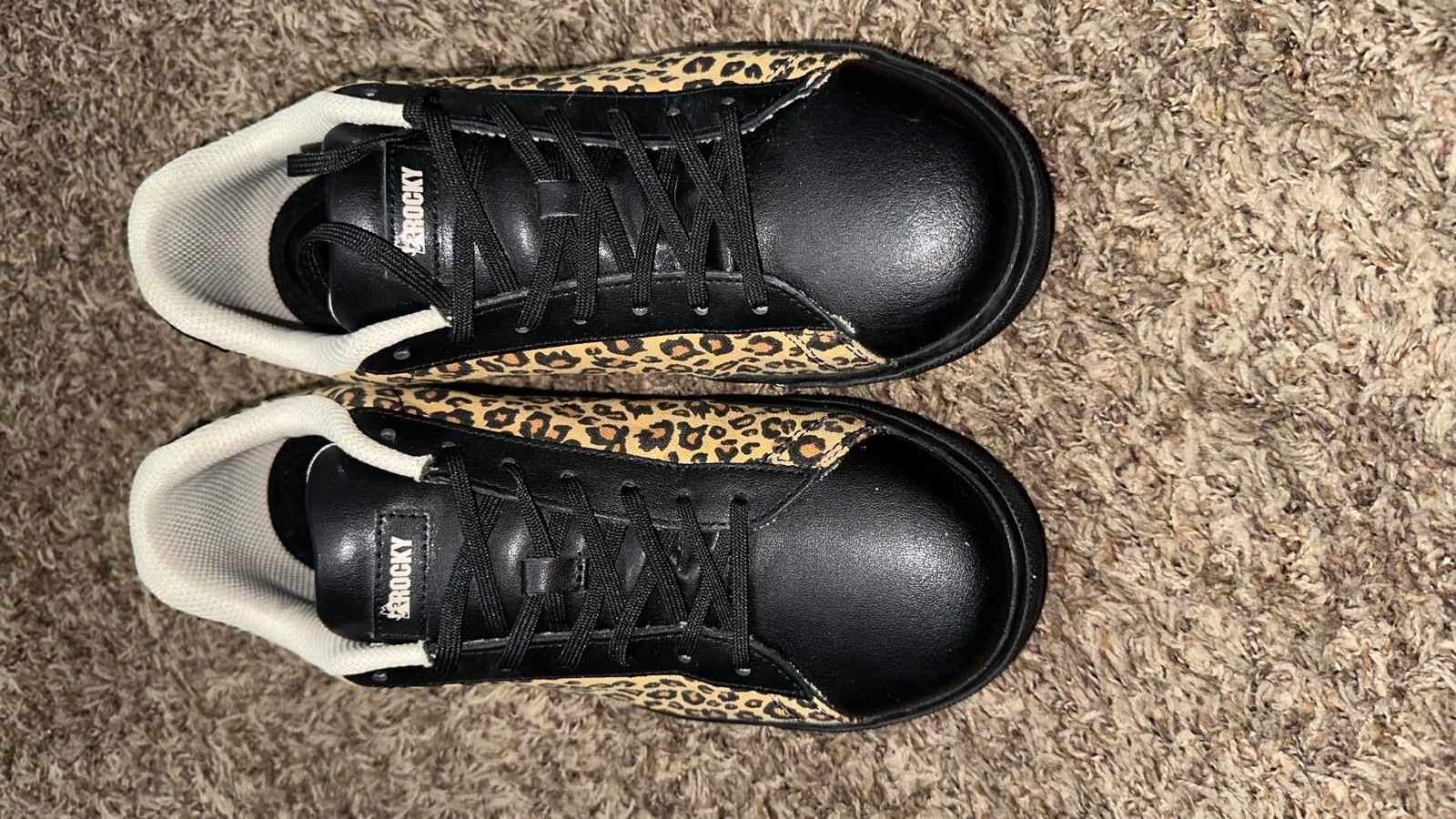 Composite toe woman’s shoes