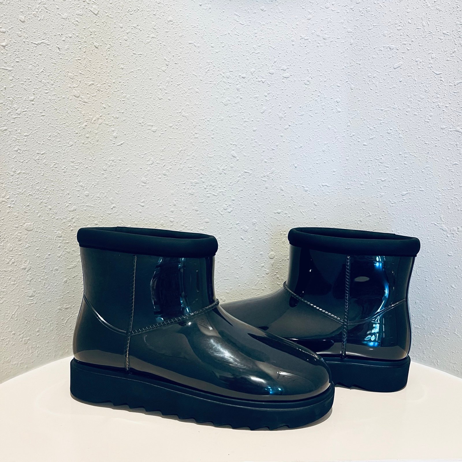 Koolaburra By UGG Koola Clear Mini Black Women’s Boots Size 11 NWT