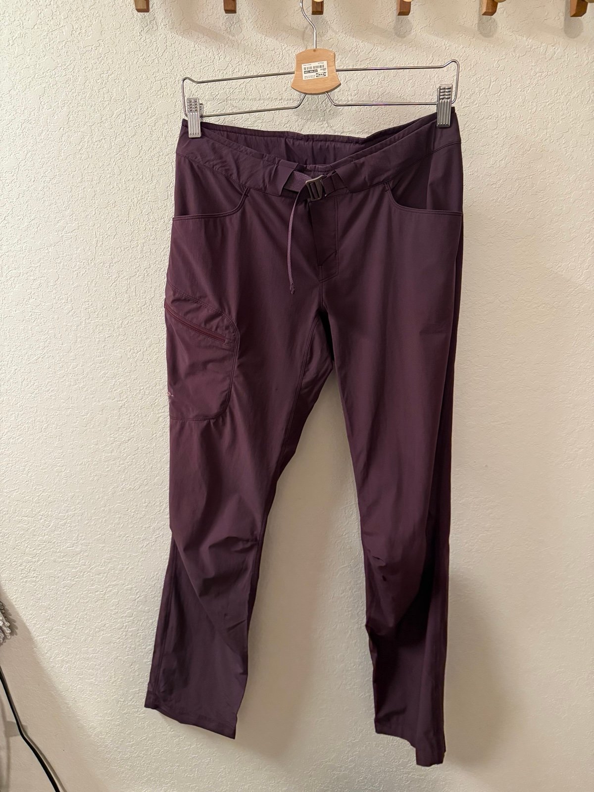 Arcteryx Women’s Hiking Pant, Size 8, Plum