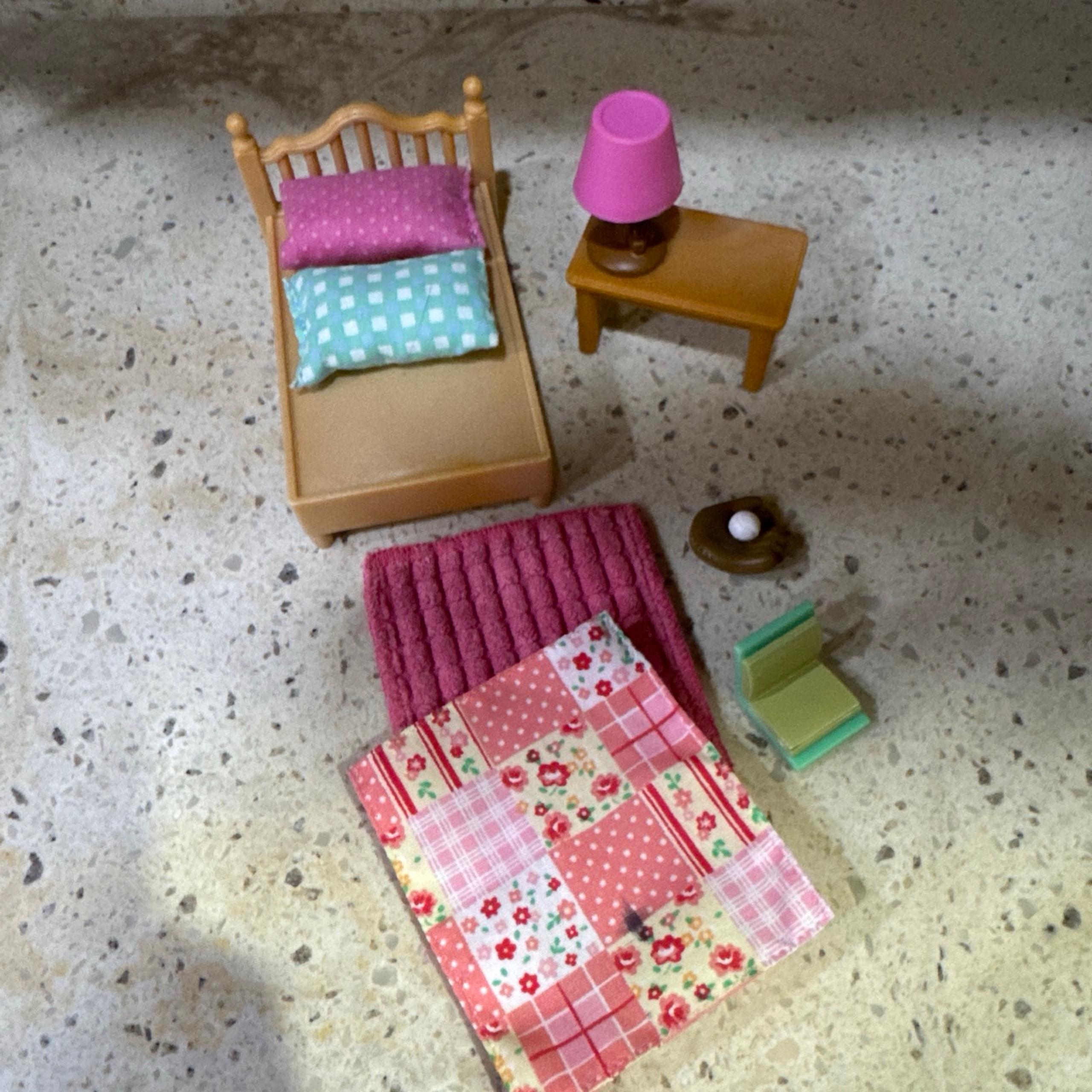 Calico critters bedroom furniture set