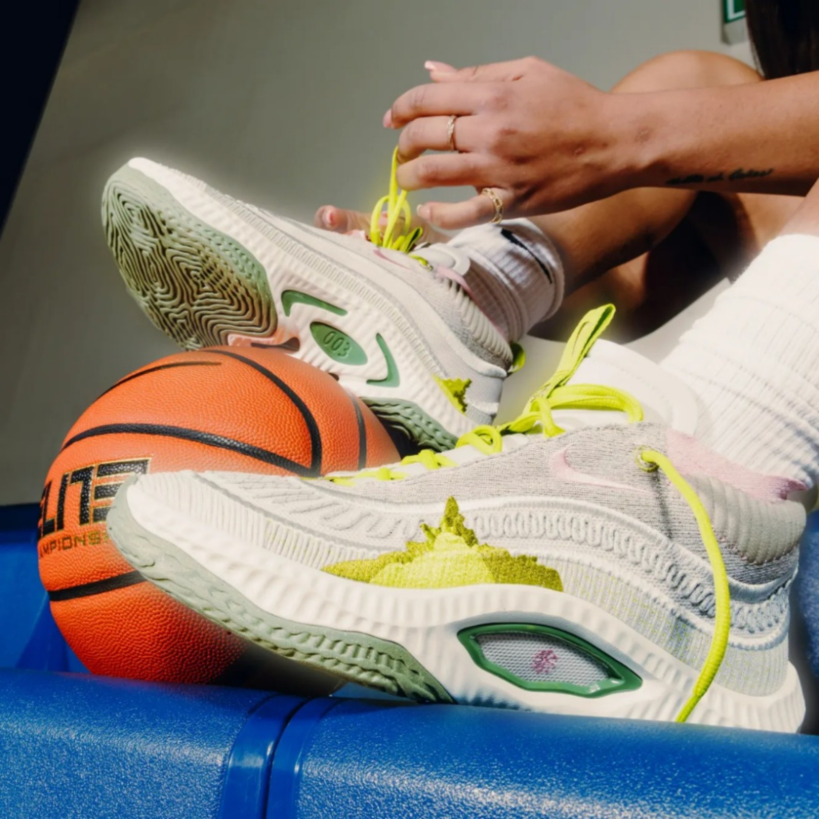 【NIKE】Cosmic Unity 3 Women's Basketball Shoes Women's Nike Cosmic Unity 3 'Phantom Bright Cactus