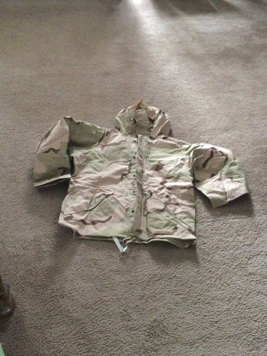 Cold Weater Desert Camo Parka size Small/Long NWOT