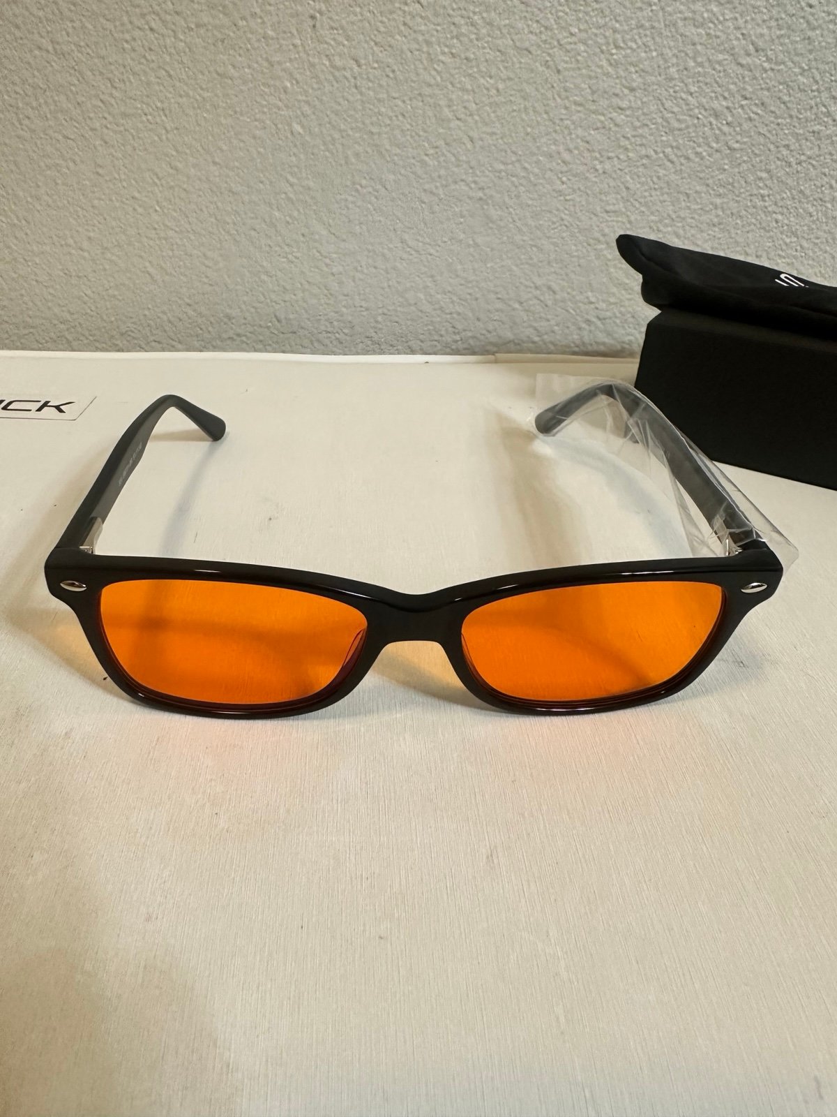 Swanwick Classic Night Swannies Blue Light Blocking Glasses Regular Size Black
